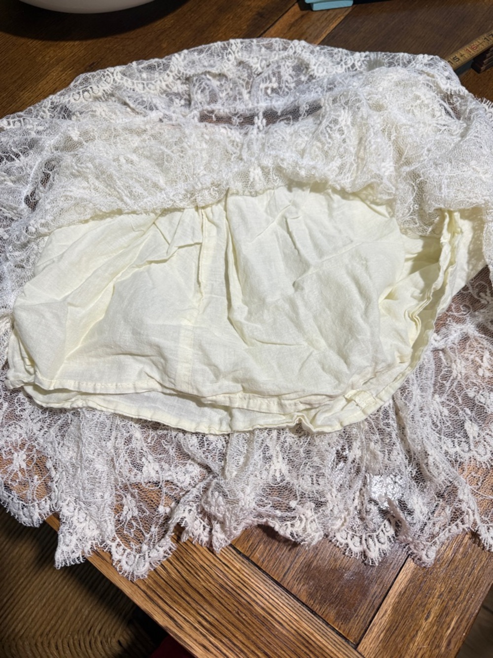 Ryu Cream Lace Detail Skirt lined - Picture 9 of 11